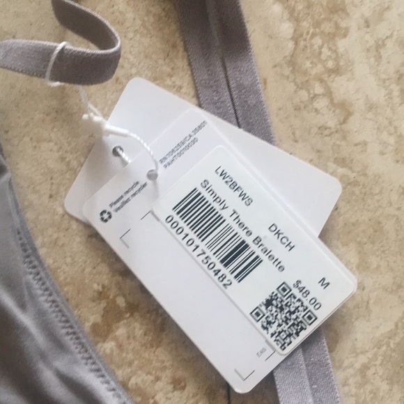 NWT Lululemon simply there bralette size M - Picture 6 of 6